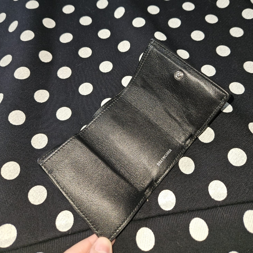 WOMEN'S PAPIER MINI WALLET SPRAYED POLKA DOTS PRINTED IN BLACK - Picture 4 of 7